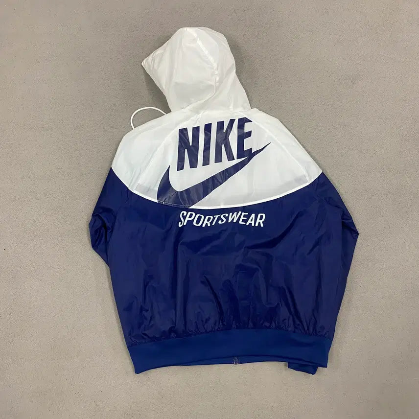 [SOLD OUT] 나이키 바람막이 105
