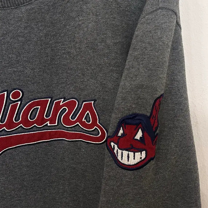 [SOLD OUT] MLB 인디언스 맨투맨 그레이 100