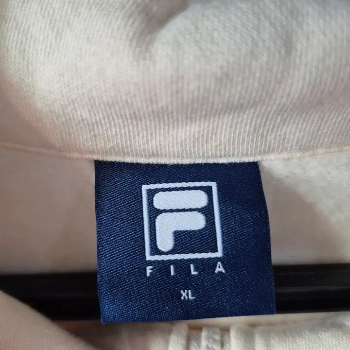 [SOLD OUT] XL 휠라 FILA 하프집업 맨투맨 아이보리