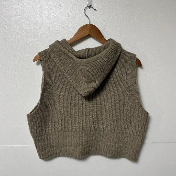 [BUNJANG] Hooded Knit Vest / 후드 니트 조끼