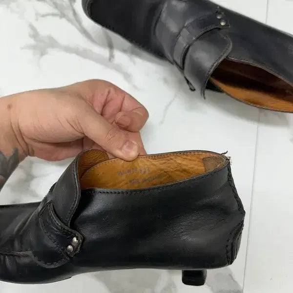 [SOLD OUT] 랄프로렌 블랙 벨티드 힐