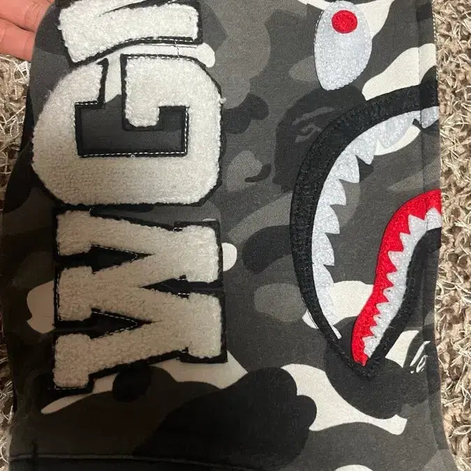 [BUNJANG] BAPE Shark Camo Hoodie / 정품 베이프