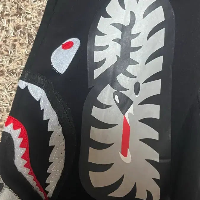 [BUNJANG] BAPE Shark Camo Hoodie / 정품 베이프