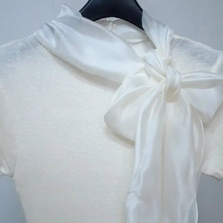 [SOLD OUT] 새상품 오간자 타이 니트