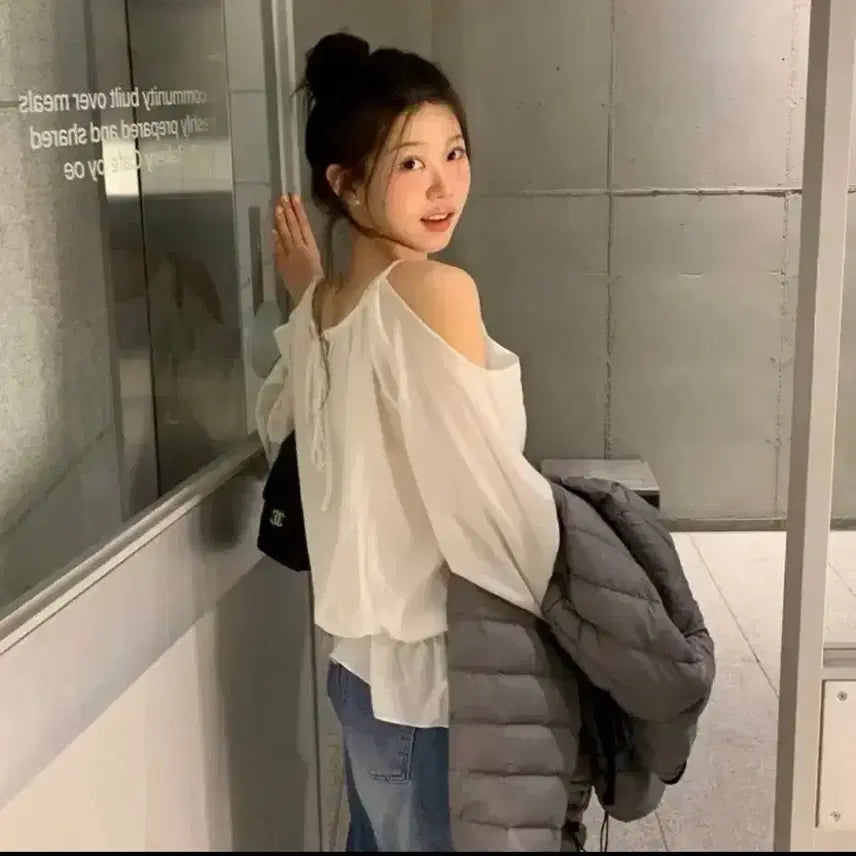[SOLD OUT] 온트 블레어 블라우스(급처)