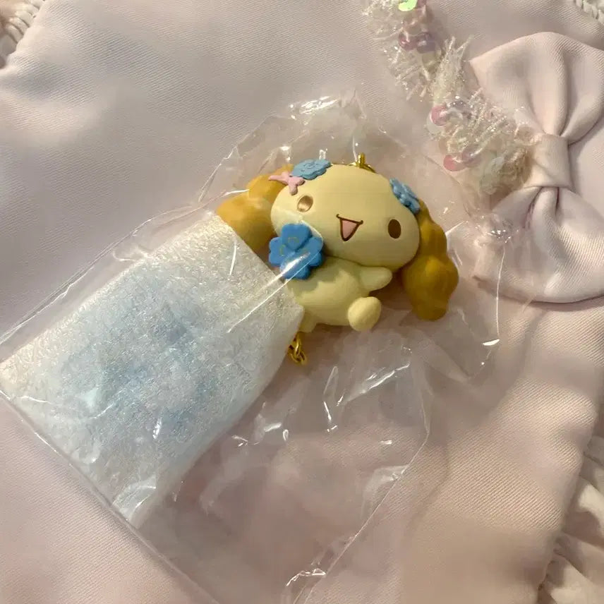 [BUNJANG] Sanrio Cinnamoroll Clover Series Chiffon Keychain / 산리오 시나모롤 생일 클로버 시리즈 쉬폰 키링