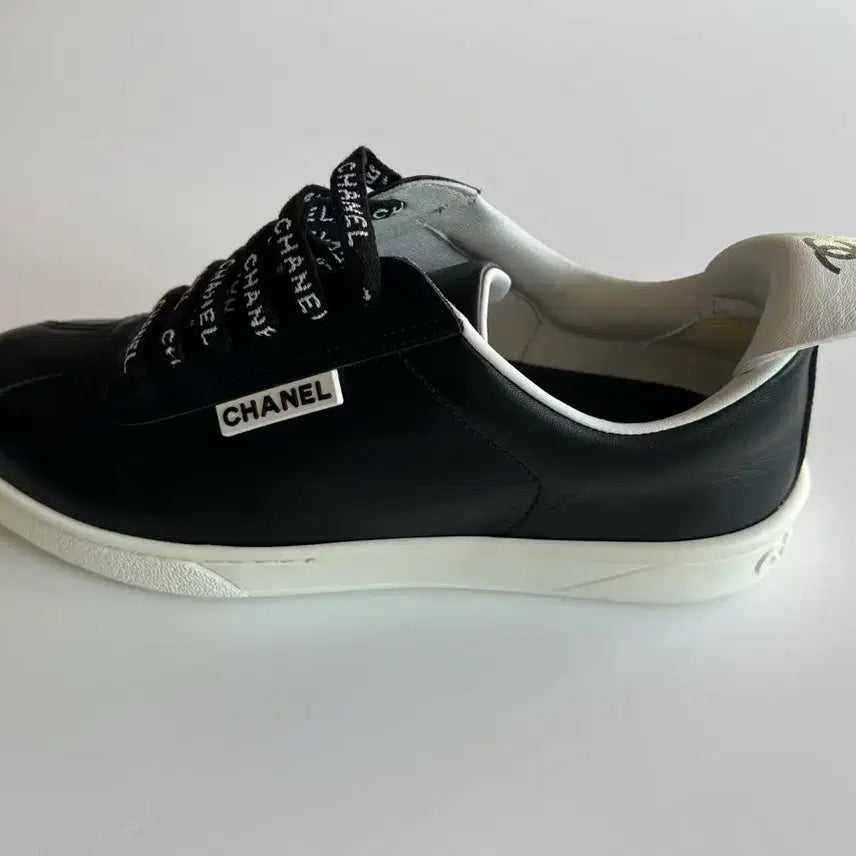 [BUNJANG] Chanel Surlace Sneakers Black (Unworn) / 샤넬 슈레이스 스니커즈(미착용,36사이즈)블랙