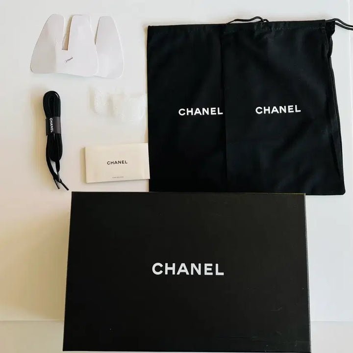 [BUNJANG] Chanel Surlace Sneakers Black (Unworn) / 샤넬 슈레이스 스니커즈(미착용,36사이즈)블랙