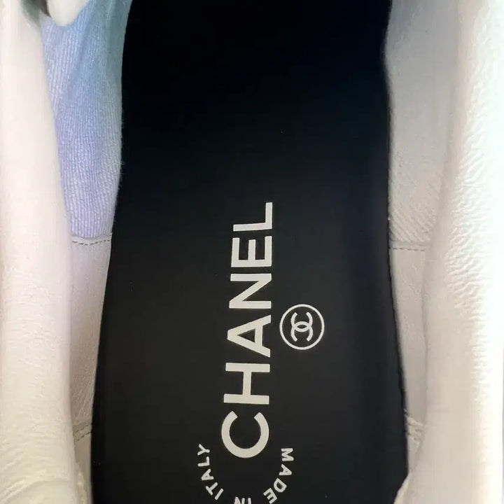[BUNJANG] Chanel Surlace Sneakers Black (Unworn) / 샤넬 슈레이스 스니커즈(미착용,36사이즈)블랙