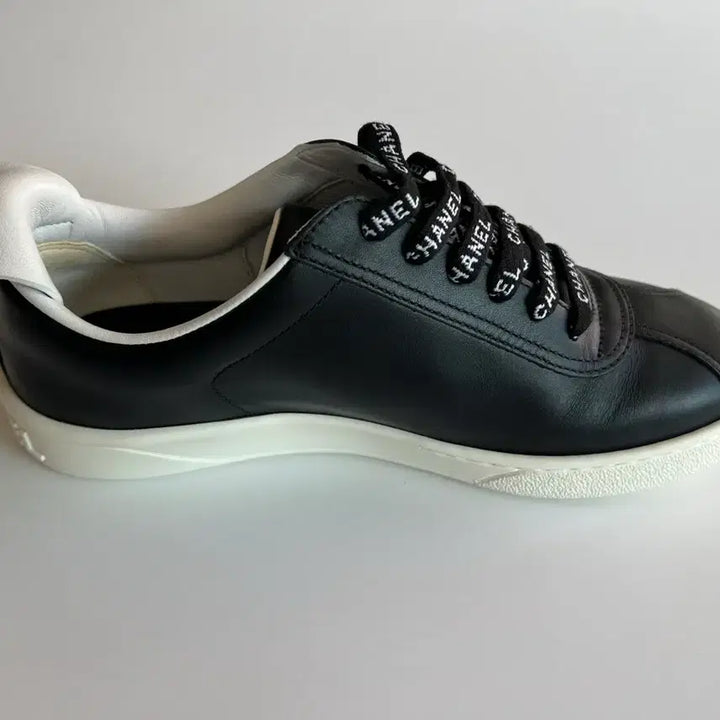 [BUNJANG] Chanel Surlace Sneakers Black (Unworn) / 샤넬 슈레이스 스니커즈(미착용,36사이즈)블랙