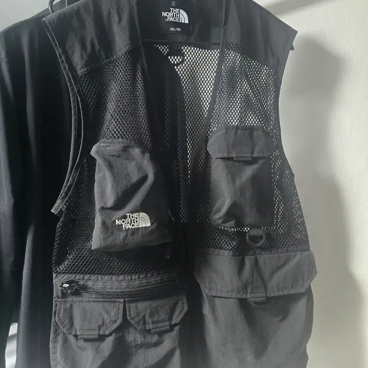 [SOLD OUT] 정품 노스페이스 메쉬.망사 조끼 2XL 블랙