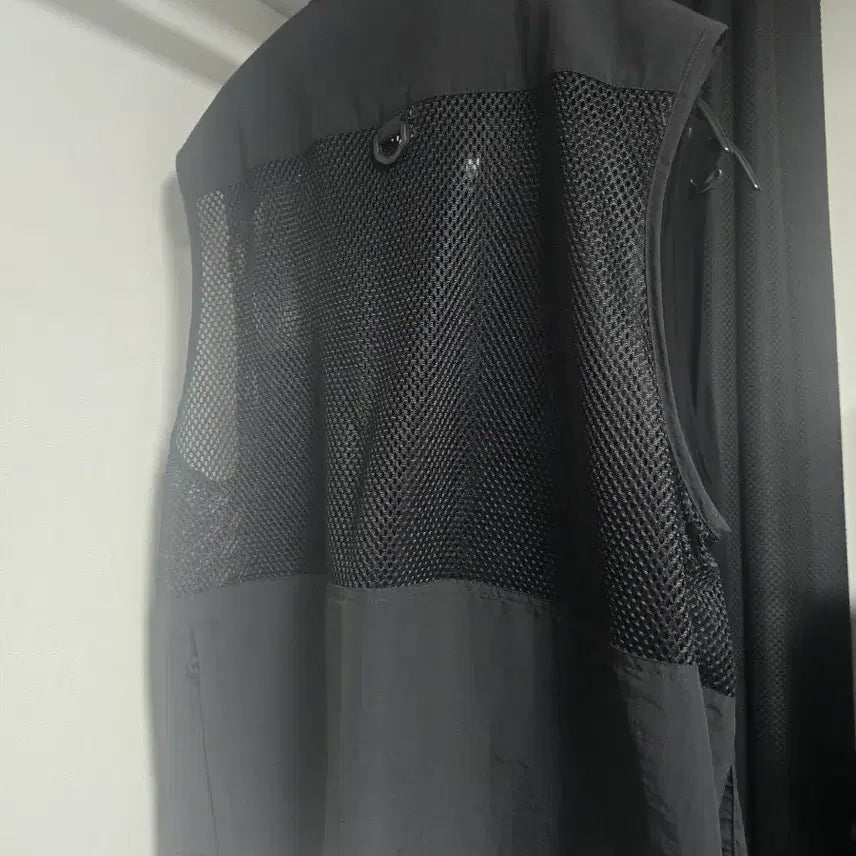 [SOLD OUT] 정품 노스페이스 메쉬.망사 조끼 2XL 블랙