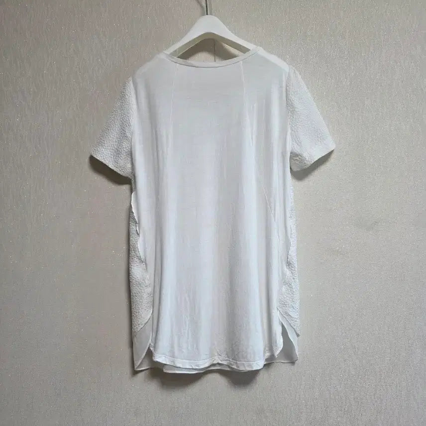 [BUNJANG] G-Cut Blouse / 지컷 블라우스