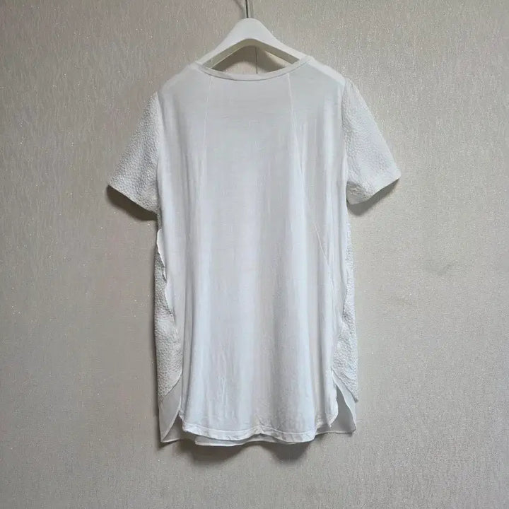 [BUNJANG] G-Cut Blouse / 지컷 블라우스