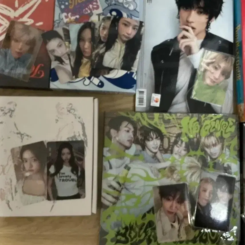 [BUNJANG] Various K-Pop Albums Bundle (BOYNEXTDOOR, RIIZE, IVE, ILLIT, NewJeans, TXT) / (포스터x) kpop 앨범10장 보넥도투바투라이즈아일릿아이브뉴진스