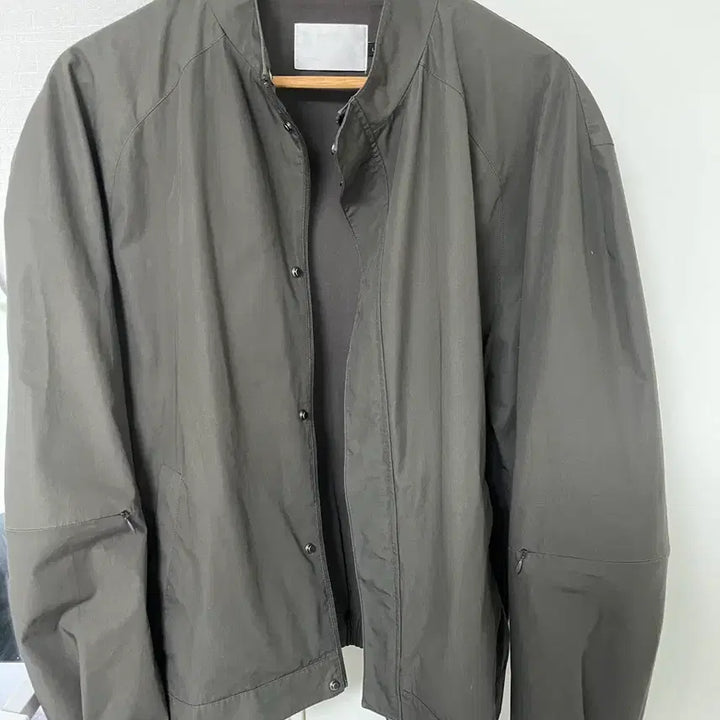 [BUNJANG] AMOMENTO Raglan Cotton Zip Jumper Brown L / [판매] 25ss 아모멘토 레글런 코튼 집 점퍼 브라운 L