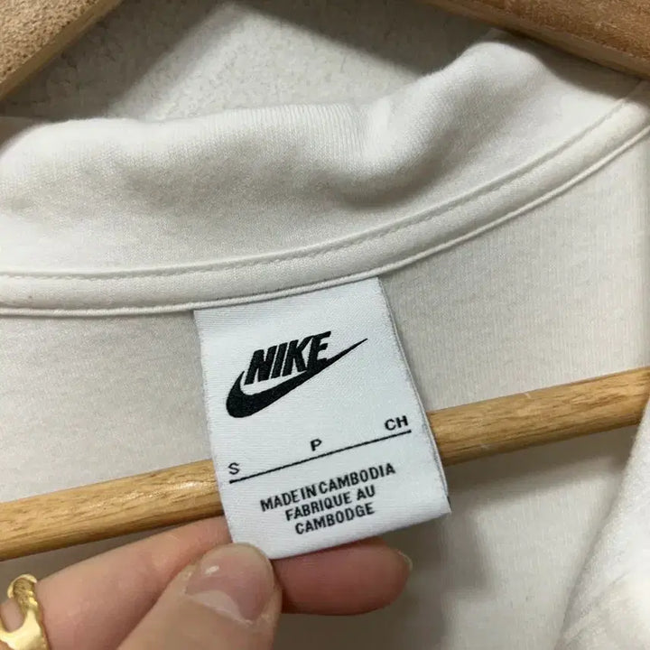 [BUNJANG] Nike White Crop T-shirt (S) / 나이키 화이트 카라 반팔 크롭 티셔츠 S