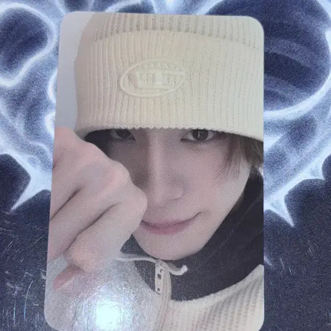 [BUNJANG] XLOV Haru POB Photocard / 엑스러브(XLOV) 하루 미공포 포카
