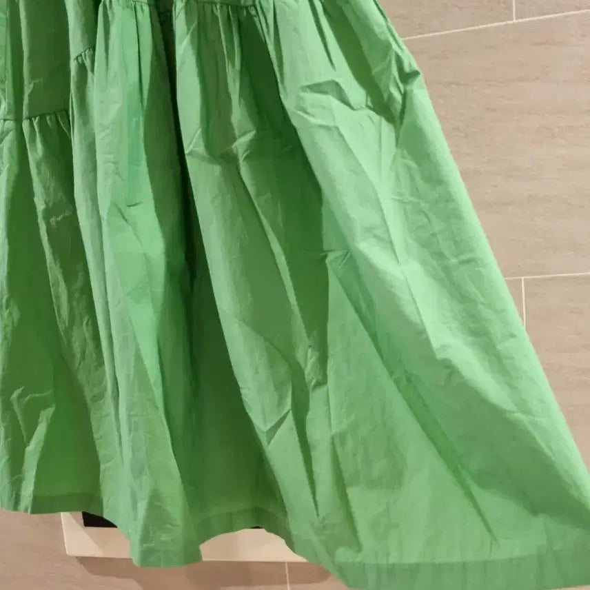 [BUNJANG] Green Long Volume Fit Dress / 바스락~볼륨핏 그린 롱원핏
