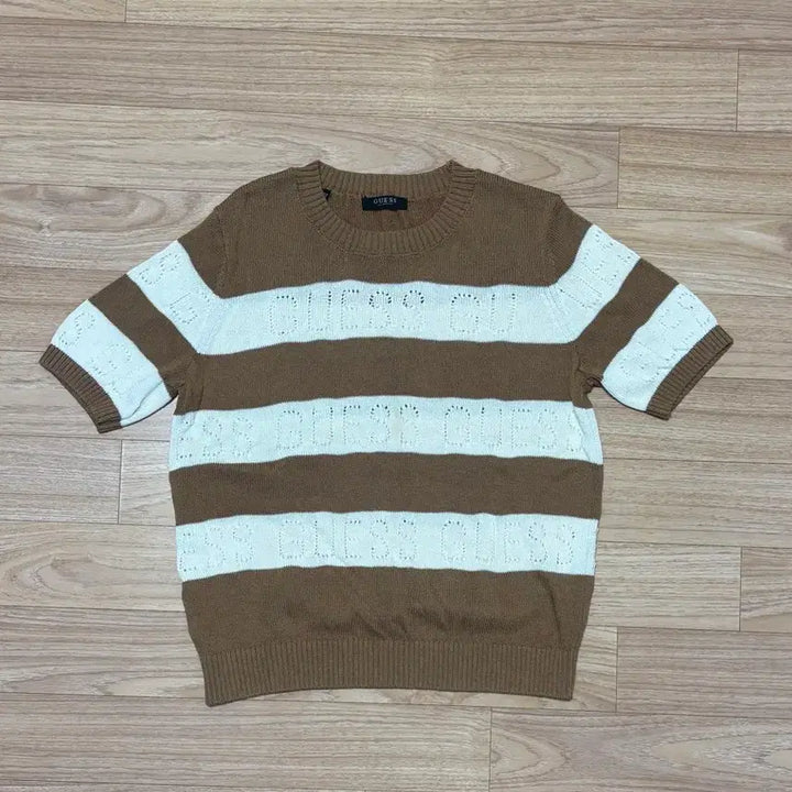 [BUNJANG] Guess Striped Short-Sleeve Knit Top / (옷장정리중)게스 스트라이프 반팔니트