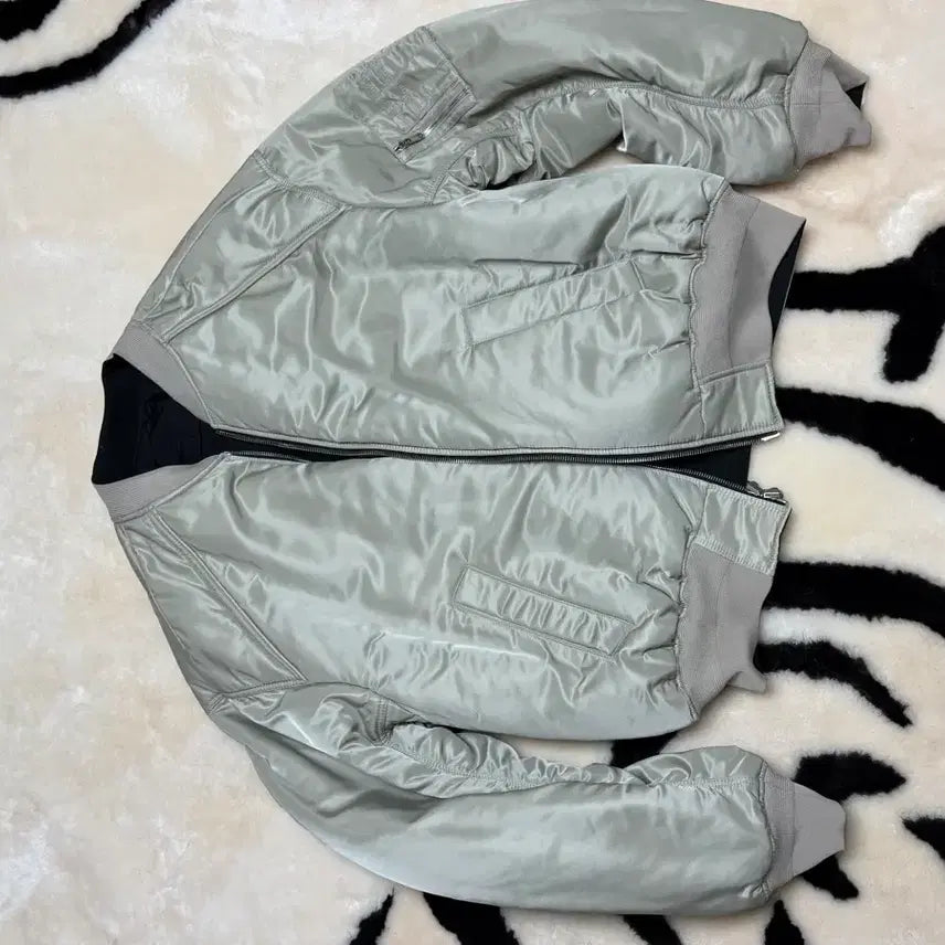 [BUNJANG] Juun.J Reversible MA-1 Jacket (Dosan Limited Edition) / (50) 준지 리버시블 MA-1 블랙 (도산 한정 마원)