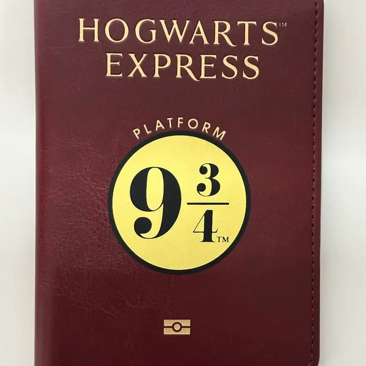 [BUNJANG] Harry Potter Hogwarts Passport Case / CGV 씨네샵 해리포터 호그와트 승강장 여권 케이스