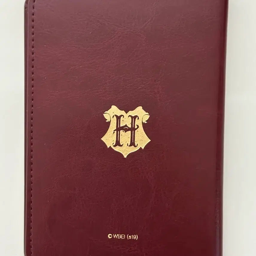 [BUNJANG] Harry Potter Hogwarts Passport Case / CGV 씨네샵 해리포터 호그와트 승강장 여권 케이스