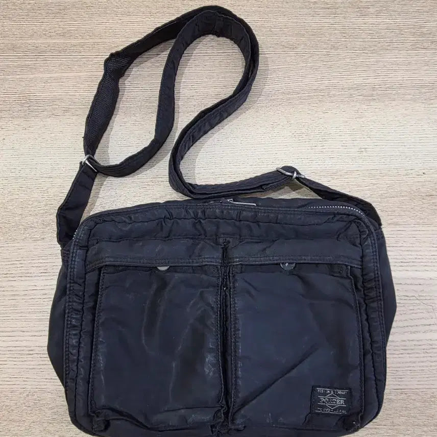 [BUNJANG] Yoshida Porter Tanker Shoulder Bag Large Black / 요시다 포터 탱커 숄더백 라지 L 블랙 판매. 622-78810