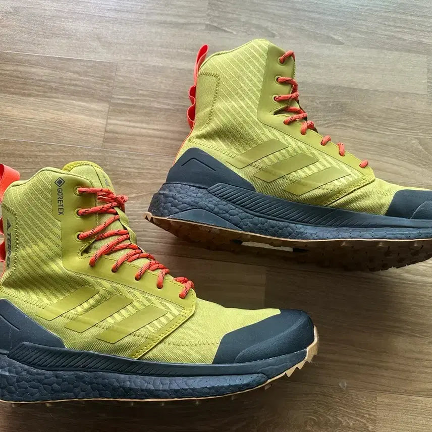 [BUNJANG] Adidas Terrex Hiking Gore-Tex Boots / 희귀템 직수입-아디다스 테렉스 하이킹 고어텍스 S급 부츠