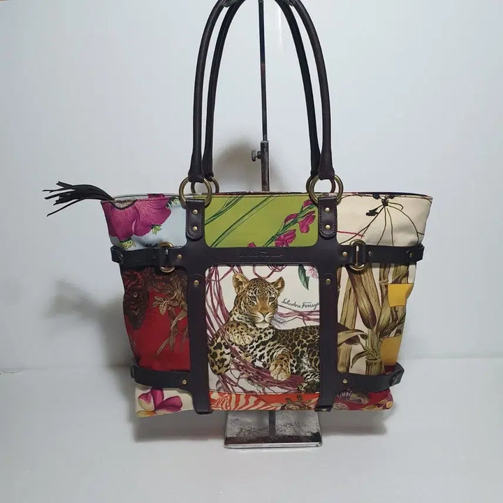[BUNJANG] Ferragamo Tiger Shoulder Bag / 정품 ㅡ페라가모 ㅡ타이거.숄더백