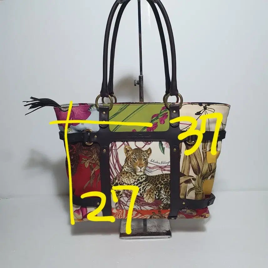 [BUNJANG] Ferragamo Tiger Shoulder Bag / 정품 ㅡ페라가모 ㅡ타이거.숄더백