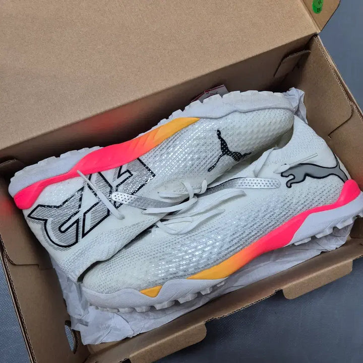 [SOLD OUT] 푸마 퓨처7 프로케이지 tf 255