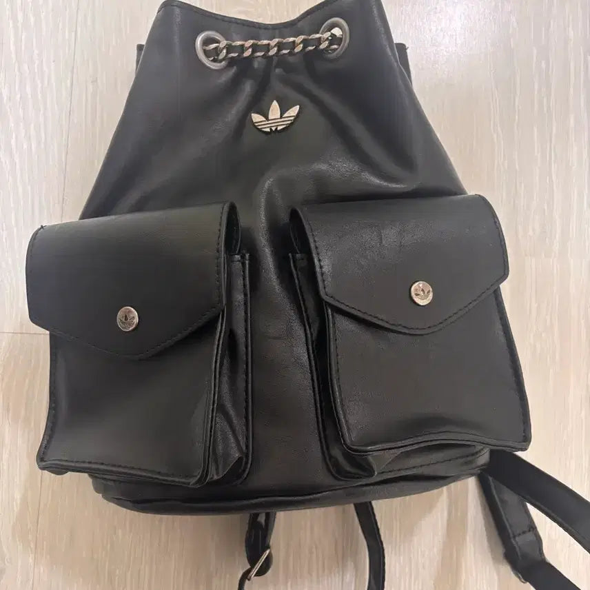 [SOLD OUT] (급처)아디다스 체인백팩