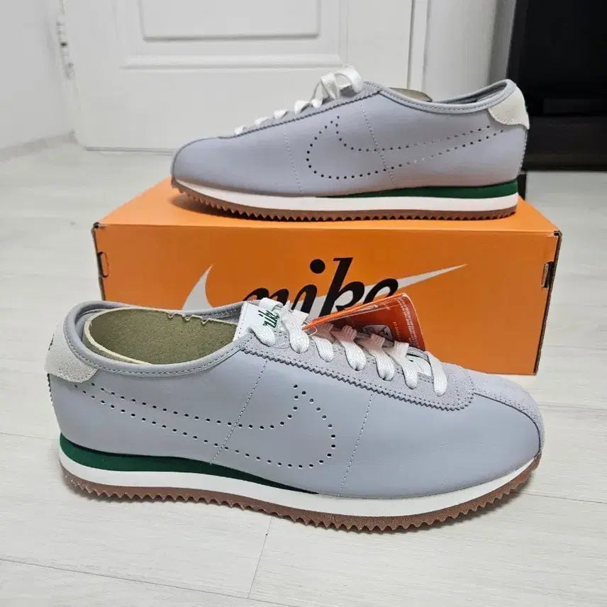[BUNJANG] Nike Cortez LT 240 Sneakers / 나이키신발 코르테즈LT 240 쌔거