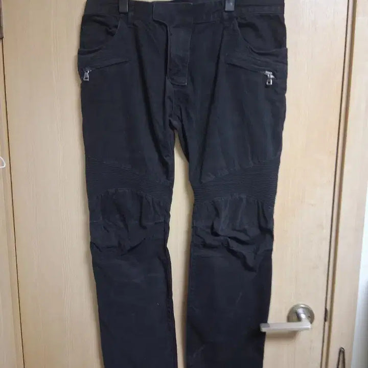 [BUNJANG] Balmain Biker Jeans - Black, Size 36 / 발망-블랙.바이커청바지ㅡ36사이즈,택포