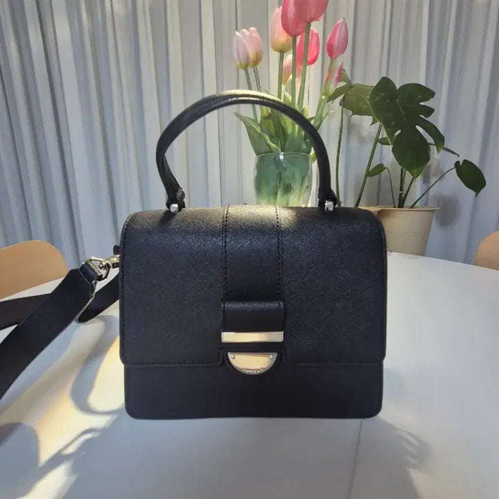 [BUNJANG] Lovecat Basic 65 Tote Bag (Black) / 러브캣 베이직65 토트백(블랙)