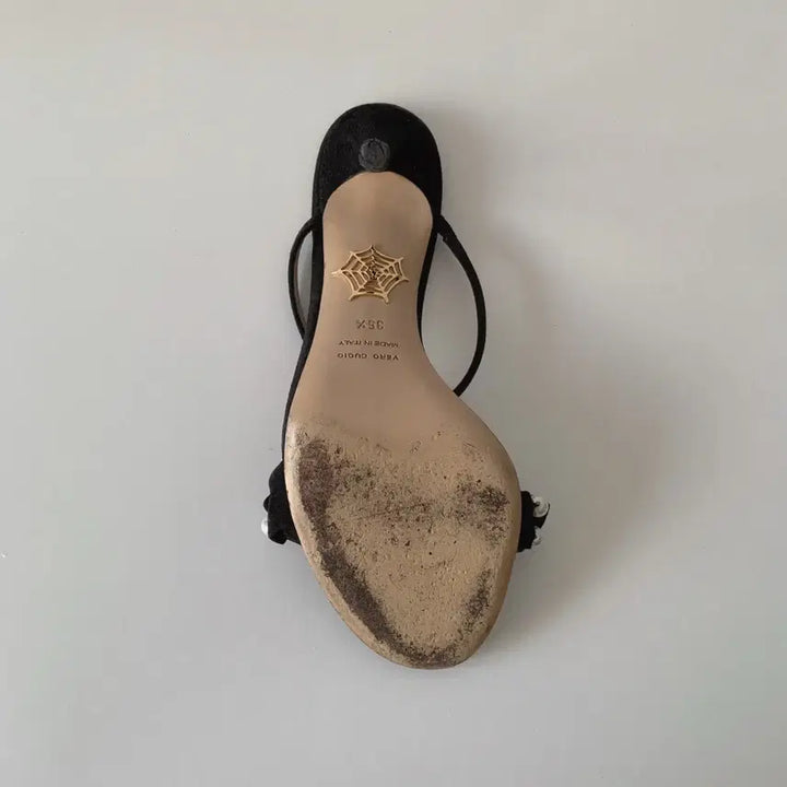 [SOLD OUT] 225 샬롯올림피아 블랙 스웨이드 샌들 35.5