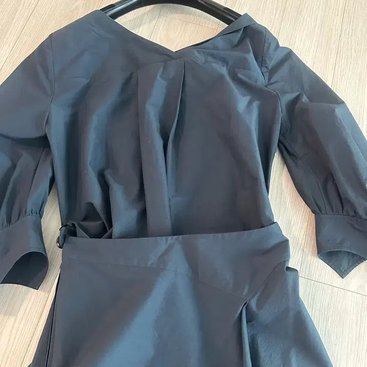 [BUNJANG] Vivienne Westwood Midi Dress / 비비안웨스트우드 원피스 백화점 정품