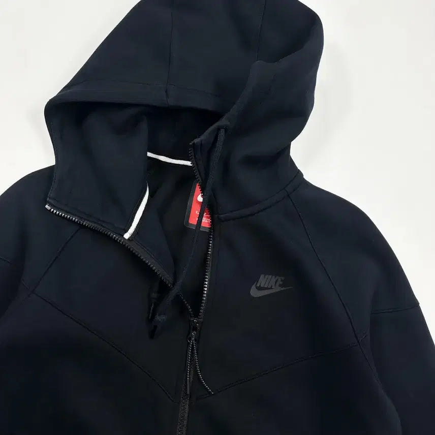 [SOLD OUT] (S) 나이키 테크팩 트레이닝 후드집업 블랙