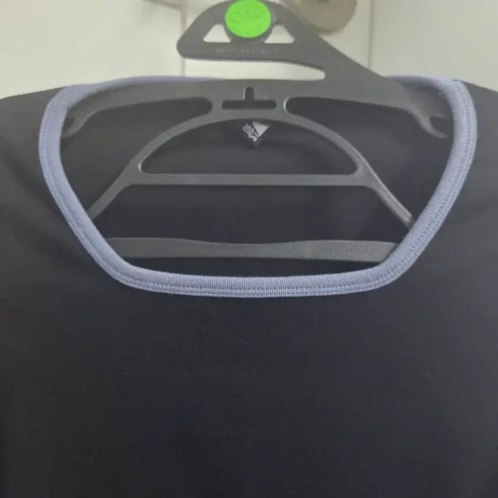 [BUNJANG] Dearstalker Square Neck T-shirt Black / 디어스토커 스퀘어넥 티셔츠 블랙