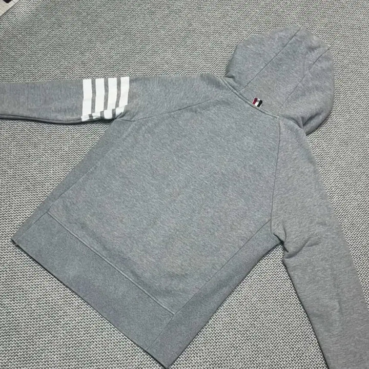 [SOLD OUT] [배송비 무료] 톰브라운 후드집업