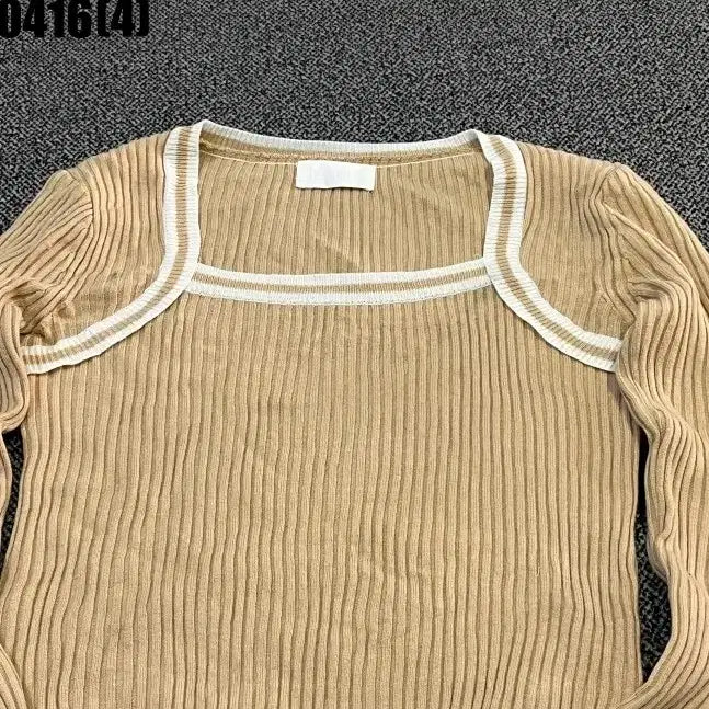 [BUNJANG] Square Neck Ribbed Knit Long Sleeve Top / 스퀘어넥 골지 니트 긴팔티 0416(4)
