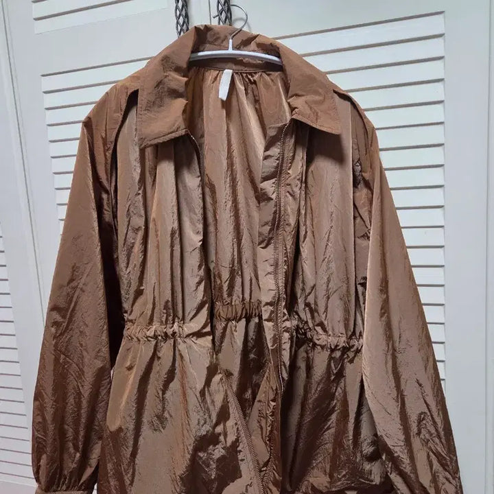 [SOLD OUT] 롯데홈쇼핑 프리미엄아우터 지오스피릿 경량 바람막이 77