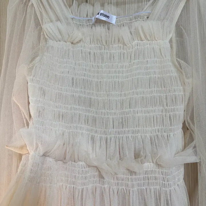 [BUNJANG] See-Through Lace Long Dress / [ 시스루 레이스 롱원피스 ]