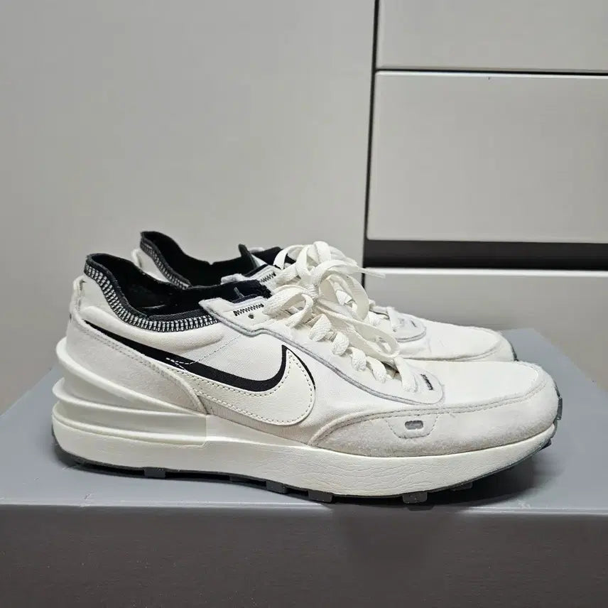 [SOLD OUT] :270나이키 와플원 써밋화이트  -813