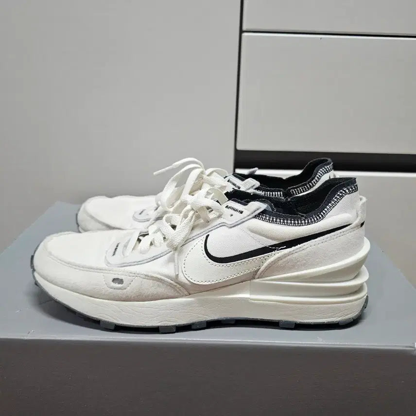 [SOLD OUT] :270나이키 와플원 써밋화이트  -813