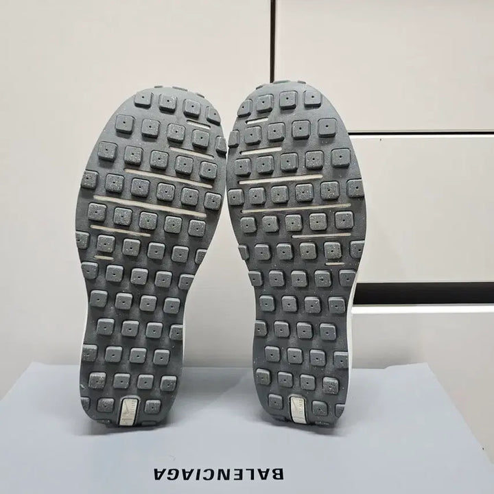 [SOLD OUT] :270나이키 와플원 써밋화이트  -813