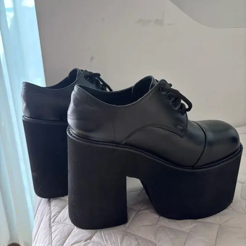 [BUNJANG] 15cm Platform Standing Heels Rental (Size 245-250) / 보증금X) 15cm  245스탠딩화 대여해드립니다