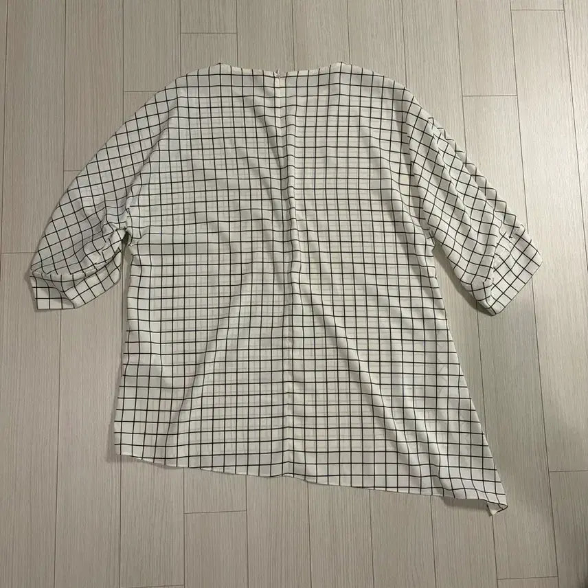 [BUNJANG] Izod Barbara Blouse &amp; Pants Set (New) / 아이잗바바 블라우스&amp;팬츠 일괄 (새상품)