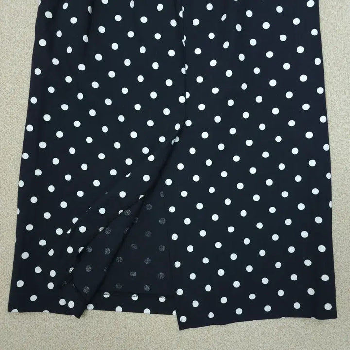 [BUNJANG] Bongbly H-Line Skirt / (F)bongbly 여성 H라인 스커트 뒷밴딩 도트 F13W3018